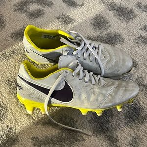 Nike tiempo soccer cleats